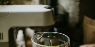 Pourquoi acheter un blender chauffant ? On peut aussi faire des smoothies avec un blender chauffant